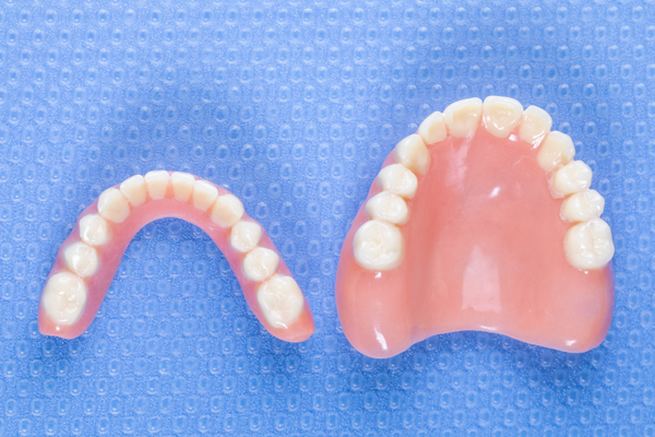 Denture Stomatitis: What It Is And How To Prevent It